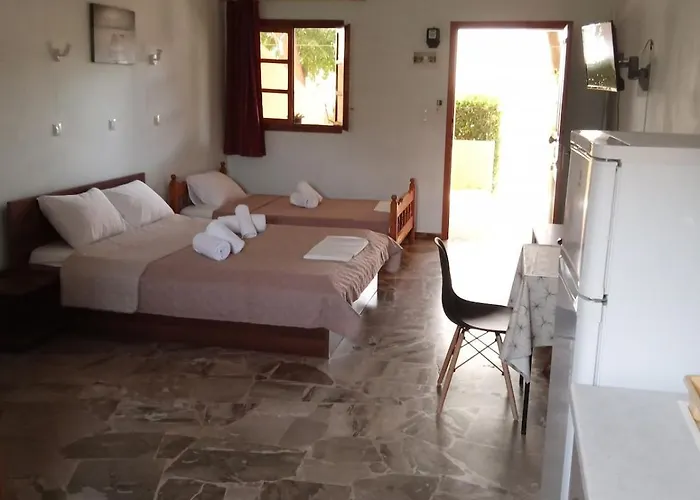 Natalie Rooms 2 Plaka Drepano Ευρύχωρο Και Δροσερό